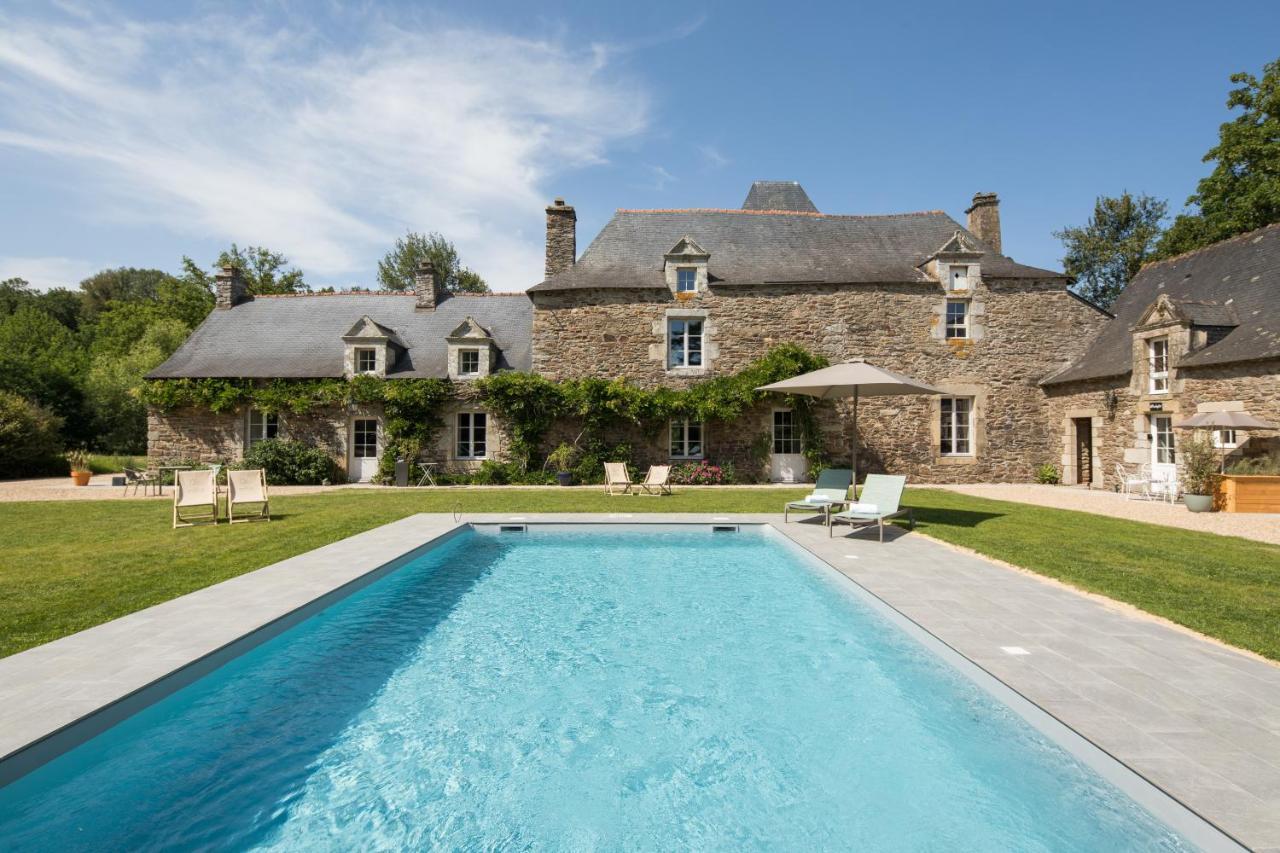 Manoir Du Vau D Arz Gites Et Chambres D Hotes Avec Piscine Malansac Εξωτερικό φωτογραφία
