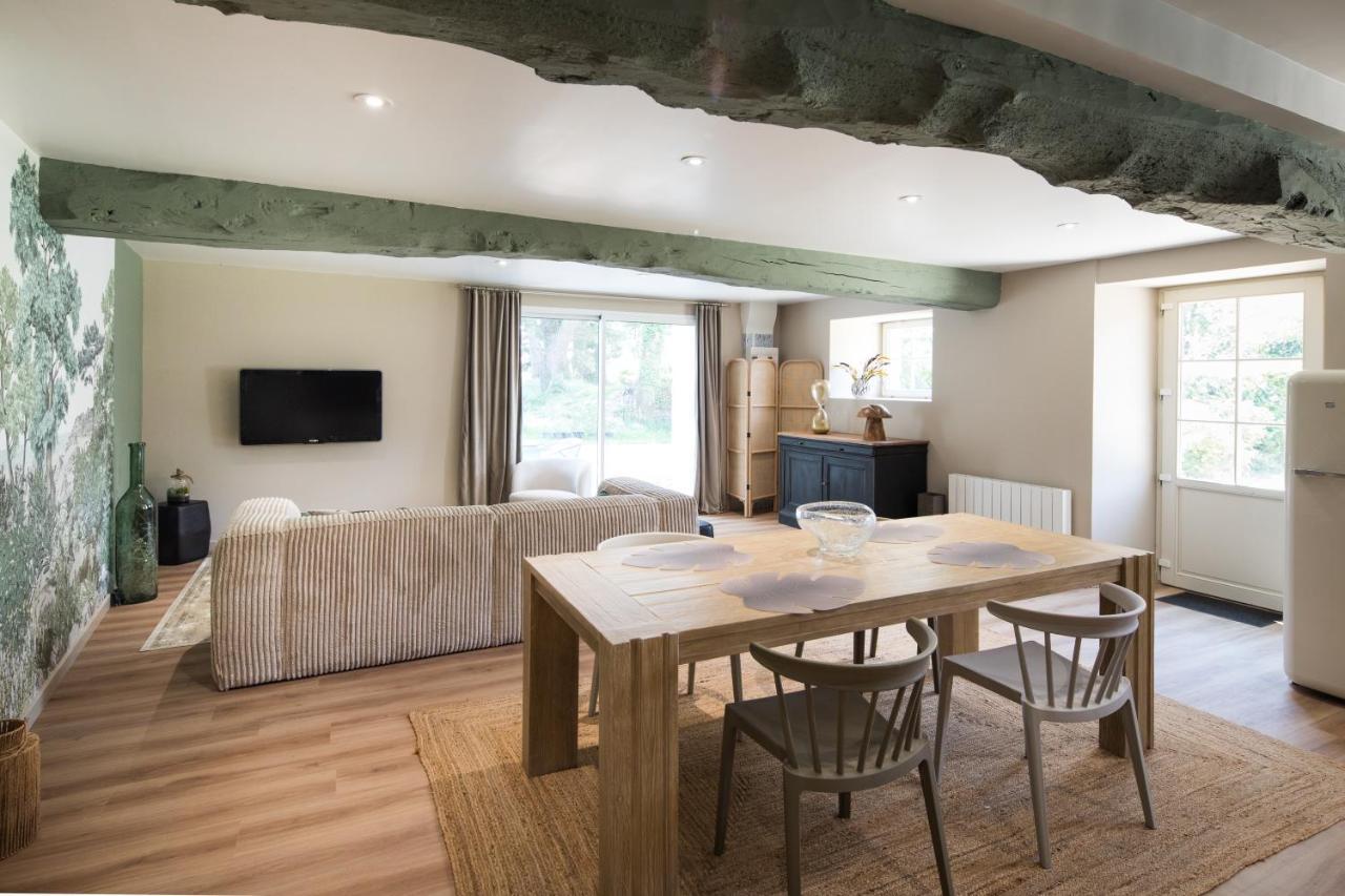 Manoir Du Vau D Arz Gites Et Chambres D Hotes Avec Piscine Malansac Εξωτερικό φωτογραφία